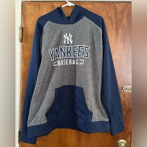 Men’s 2XL New York Yankees hoodie